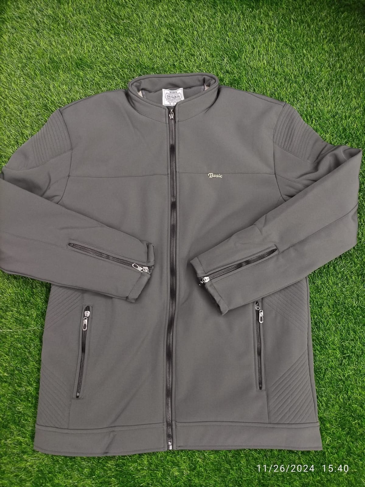 WhatsApp Image 2025-11-20 at 14.14.38 চায়না শেরফা জ্যাকেট - এস ( No Chain ) - Image 1